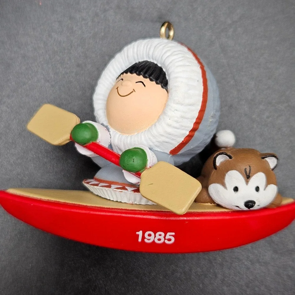 Hallmark celebrate charm